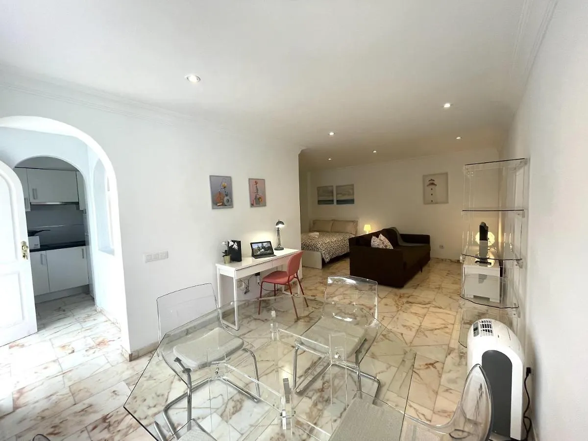 Prime Studio La Rosaleda ספרד